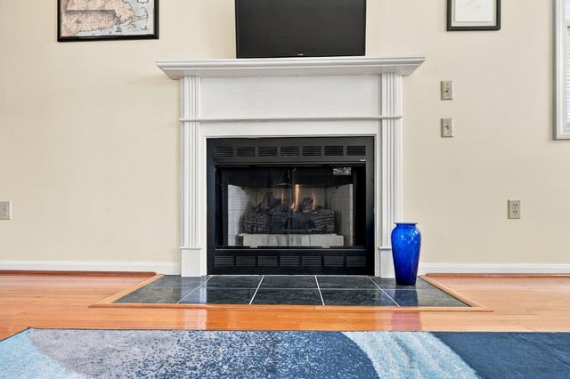 41 Juniperwood Dr, Haverhill, MA 01832