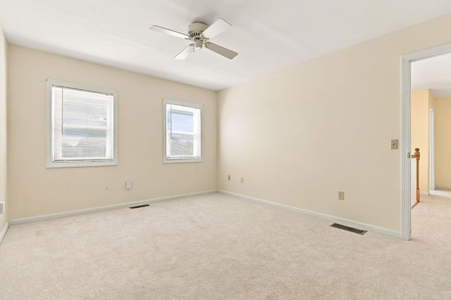 41 Juniperwood Dr, Haverhill, MA 01832