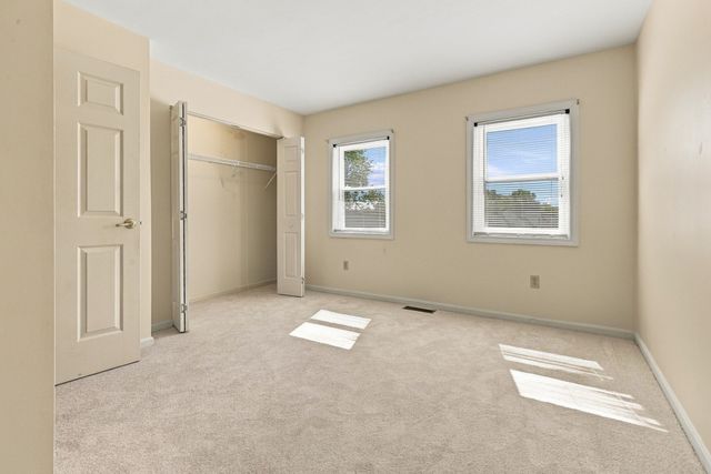 41 Juniperwood Dr, Haverhill, MA 01832