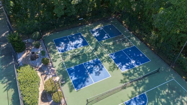 41 Juniperwood Dr, Haverhill, MA 01832