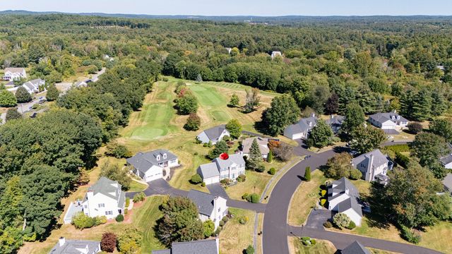 41 Juniperwood Dr, Haverhill, MA 01832