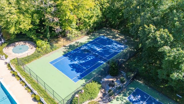 41 Juniperwood Dr, Haverhill, MA 01832