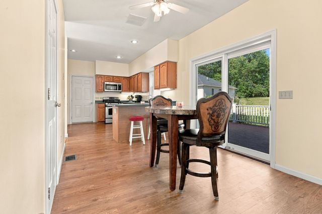 41 Juniperwood Dr, Haverhill, MA 01832
