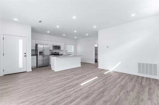 501 Solar Street, Bentonville, AR 72713
