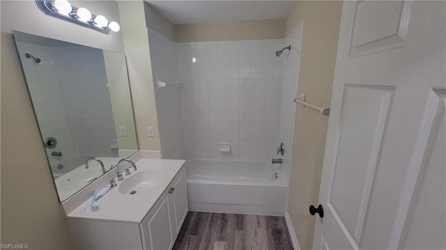 3940 Pomodoro CIR # 303, Cape Coral, FL 33909