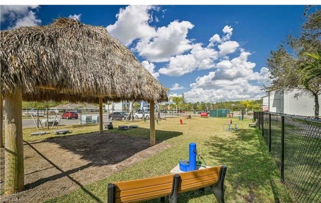 3940 Pomodoro CIR # 303, Cape Coral, FL 33909