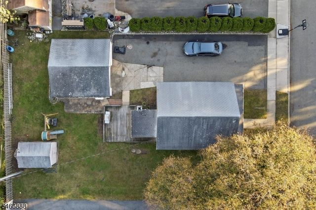 123 Monroe St, Wanaque Boro, NJ 07420