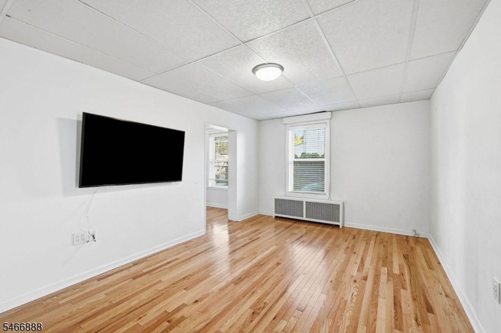 123 Monroe St, Wanaque Boro, NJ 07420 — photo 2