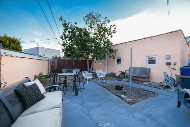 1036 S Citrus Avenue, Los Angeles, CA 90019