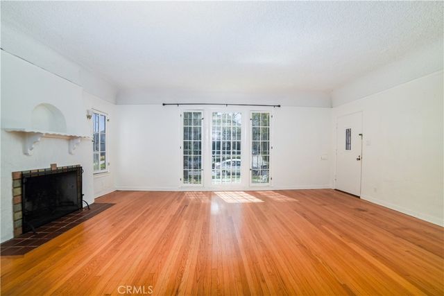 1036 S Citrus Avenue, Los Angeles, CA 90019