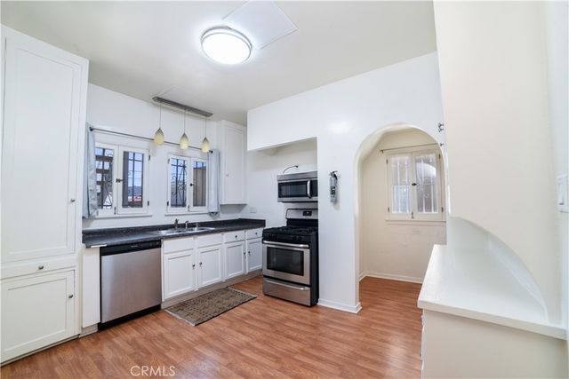 1036 S Citrus Avenue, Los Angeles, CA 90019