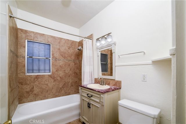 1036 S Citrus Avenue, Los Angeles, CA 90019