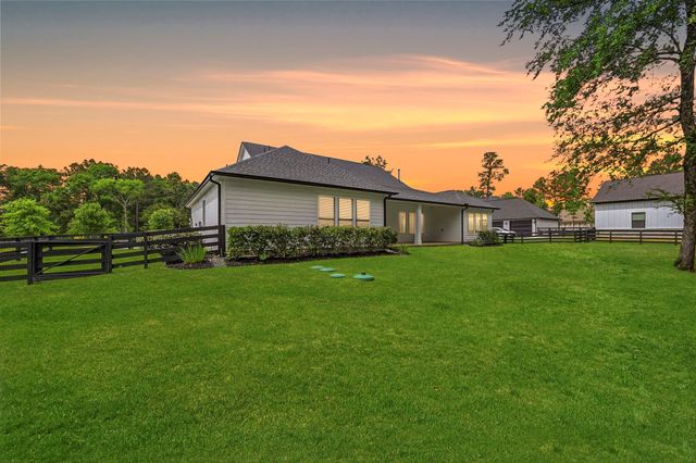 25655 High Meadow Preserve Drive, Magnolia, TX 77355
