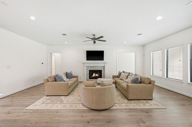 25655 High Meadow Preserve Drive, Magnolia, TX 77355