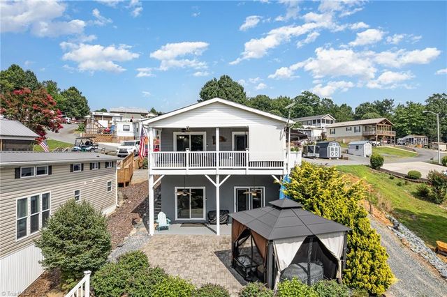 132 Eagle Drive, New London, NC 28127