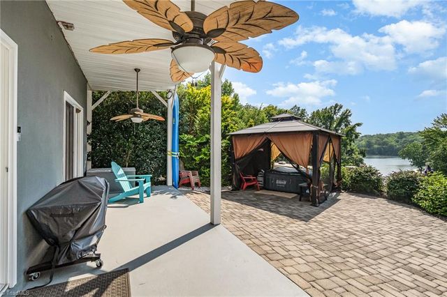 132 Eagle Drive, New London, NC 28127