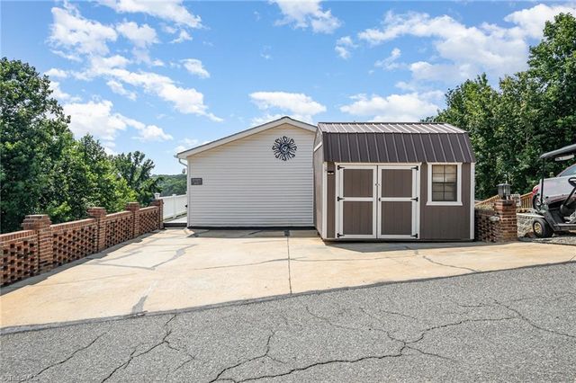 132 Eagle Drive, New London, NC 28127