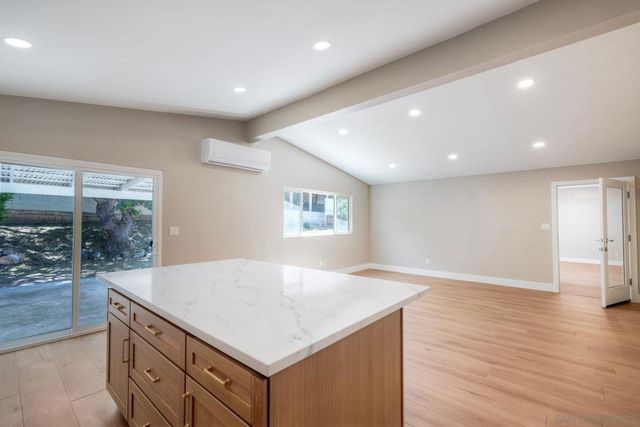 578 E. Indian Rock Rd, Vista, CA 92084