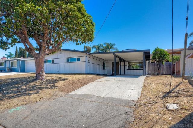 578 E. Indian Rock Rd, Vista, CA 92084