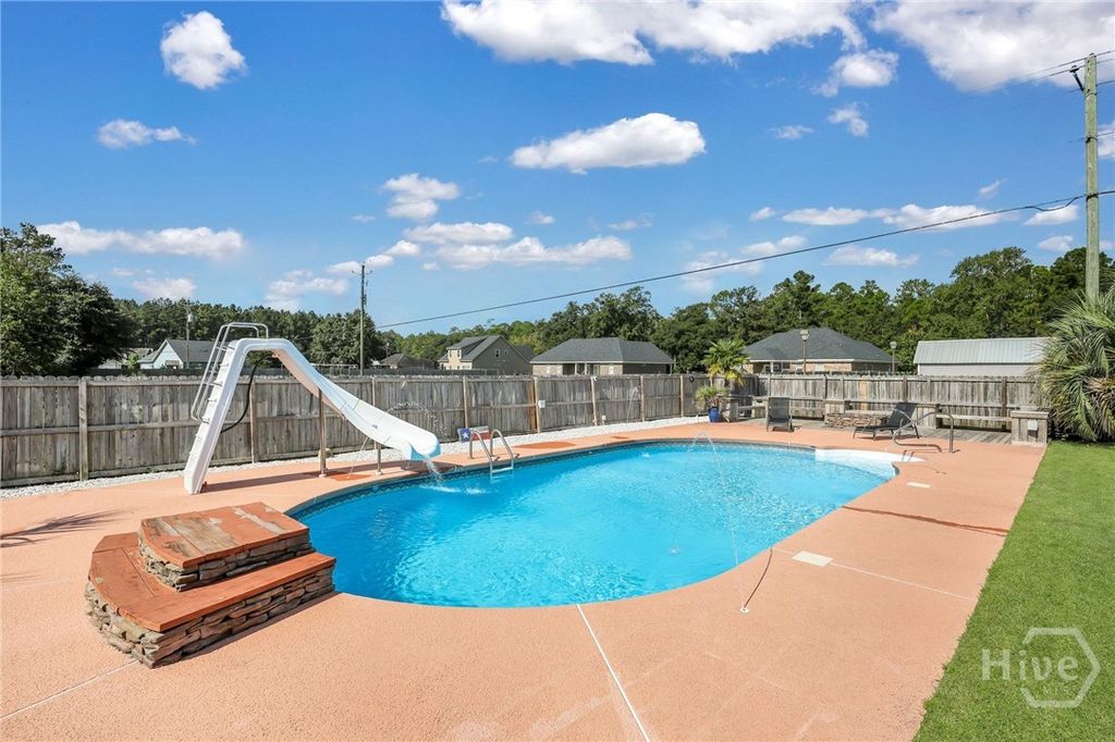 106 Laurel Lane, Guyton, GA 31312