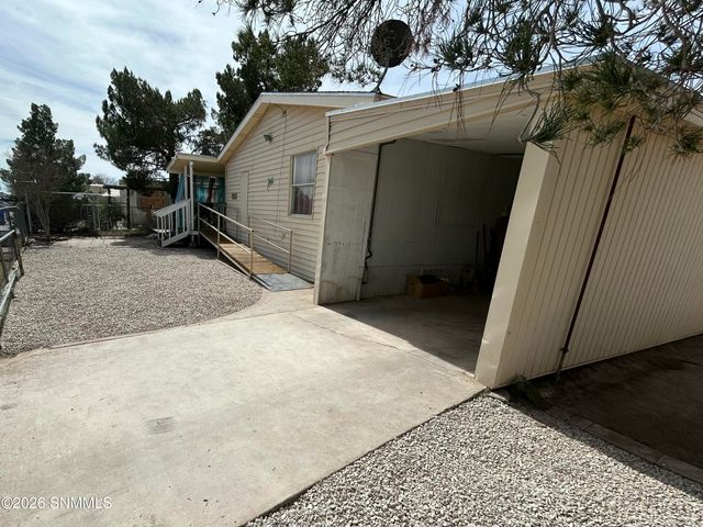 1450 Branding Iron Circle, Las Cruces, NM 88005