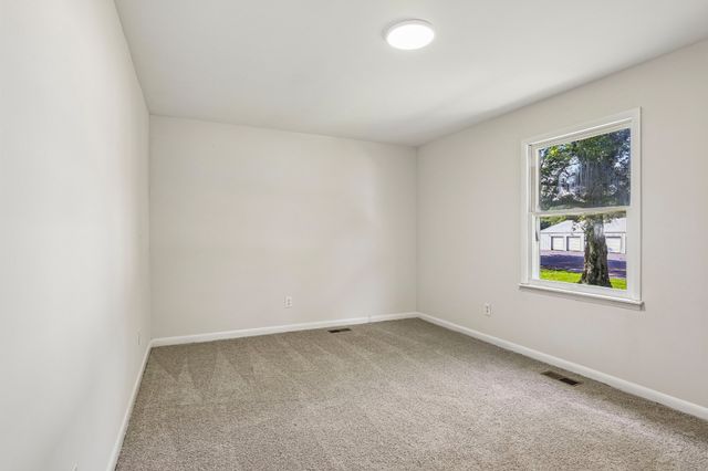 510 W Adams St, Woodbury, TN 37190