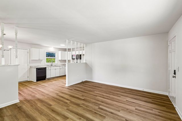 510 W Adams St, Woodbury, TN 37190