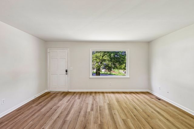 510 W Adams St, Woodbury, TN 37190