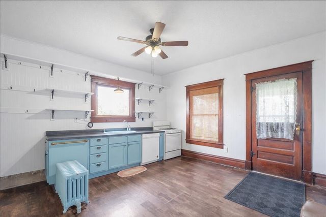 613 Washington Street, Eldora, IA 50627