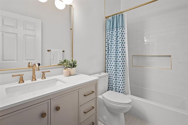 382 FOUNTAINVIEW CIRCLE, Oldsmar, FL 34677