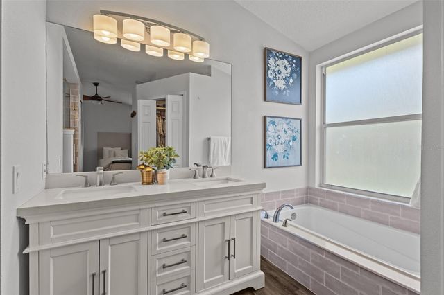 382 FOUNTAINVIEW CIRCLE, Oldsmar, FL 34677