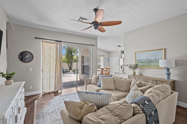 382 FOUNTAINVIEW CIRCLE, Oldsmar, FL 34677