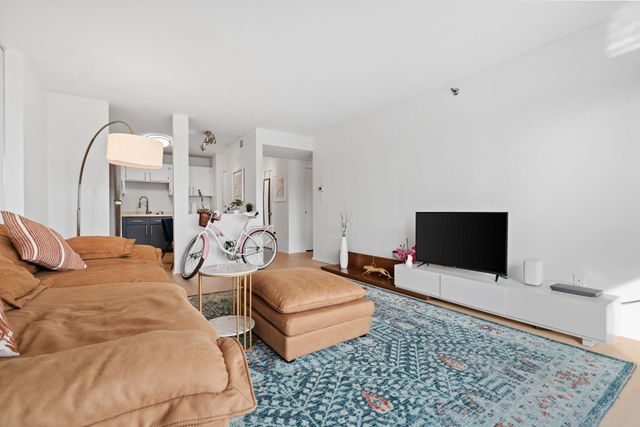 121 Washington Avenue S 1208, Minneapolis, MN 55401