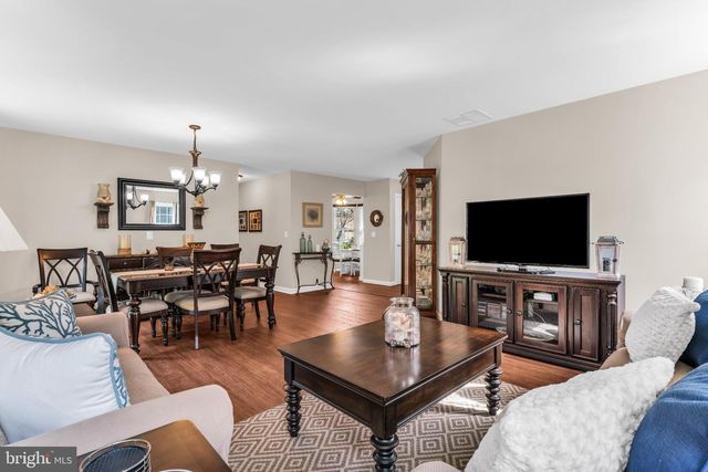 9 BROOKDALE CT, Forked River, NJ 08731