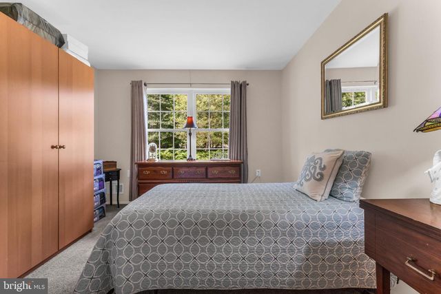 9 BROOKDALE CT, Forked River, NJ 08731
