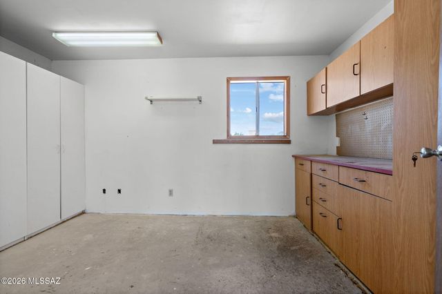 7031 N Donatello Place, Tucson, AZ 85741
