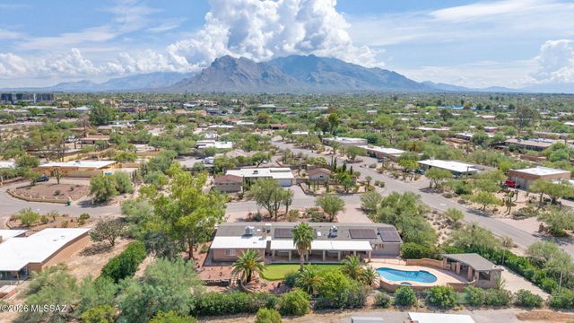 7031 N Donatello Place, Tucson, AZ 85741