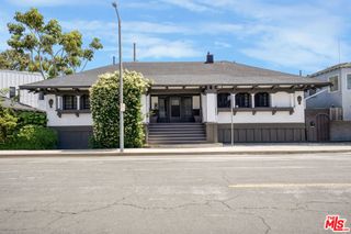 1300 Riviera Avenue, Venice, CA 90291