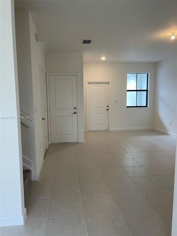 13419 SW 287th Ter 13419, Homestead, FL 33033