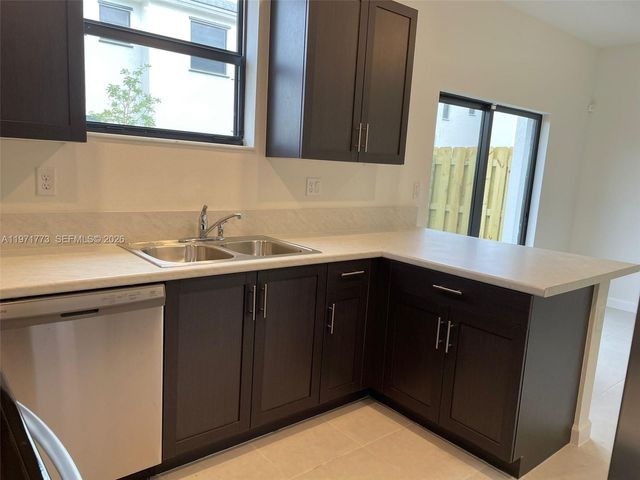 13419 SW 287th Ter 13419, Homestead, FL 33033