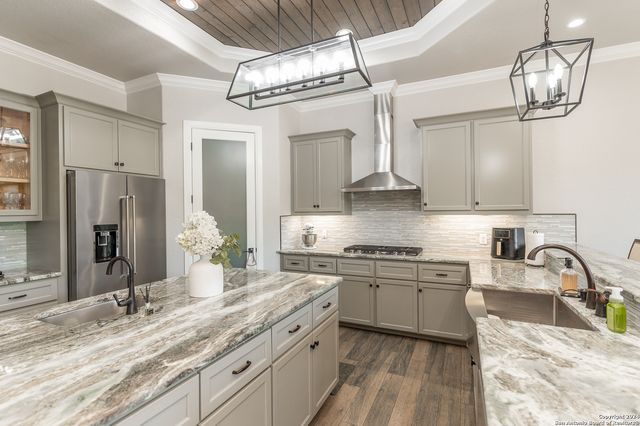 221 BENTWOOD DR, Spring Branch, TX 78070