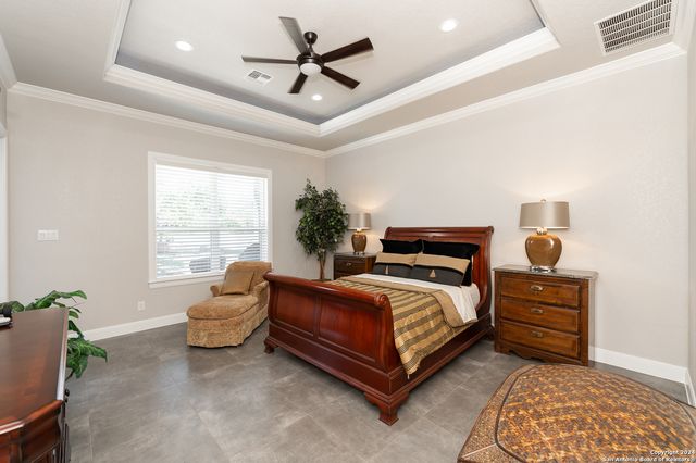 221 BENTWOOD DR, Spring Branch, TX 78070