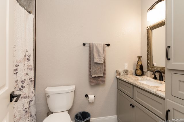 221 BENTWOOD DR, Spring Branch, TX 78070