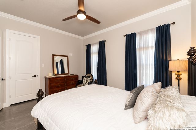 221 BENTWOOD DR, Spring Branch, TX 78070
