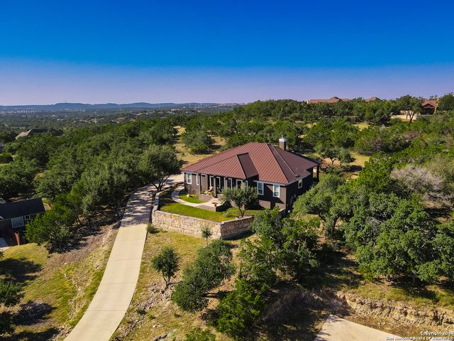 221 BENTWOOD DR, Spring Branch, TX 78070