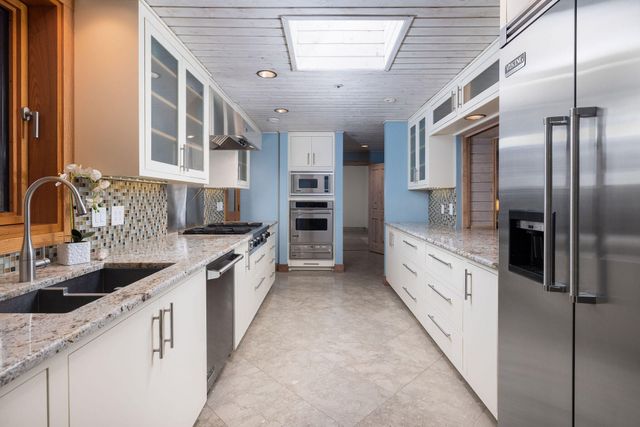 411 Pelican Flight Drive, Dewees Island, SC 29451