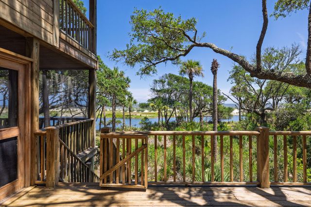 411 Pelican Flight Drive, Dewees Island, SC 29451