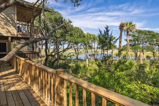 411 Pelican Flight Drive, Dewees Island, SC 29451
