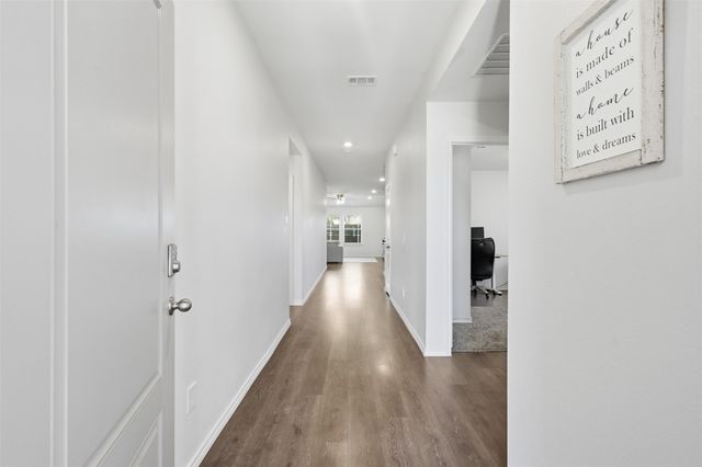 1412 Stuarts Forest Drive, Denton, TX 76207