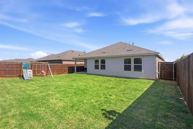 1412 Stuarts Forest Drive, Denton, TX 76207